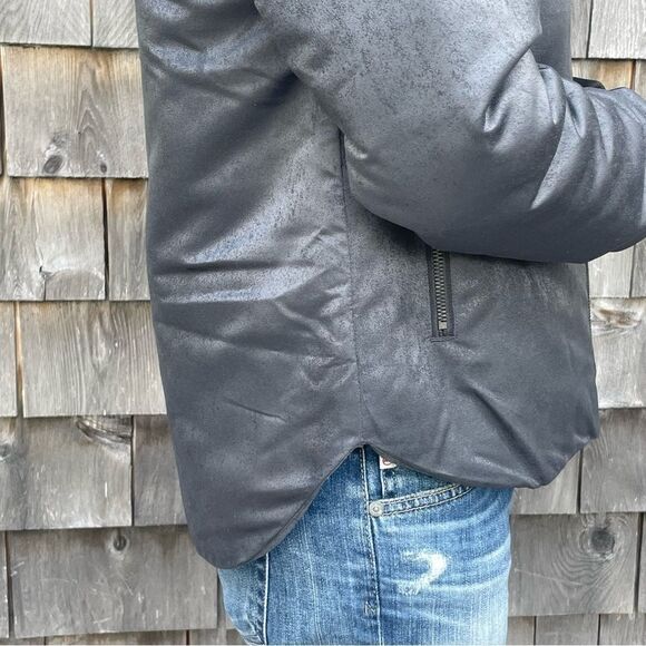 Adidas New without Tags, Jacket - Picture 7 of 15